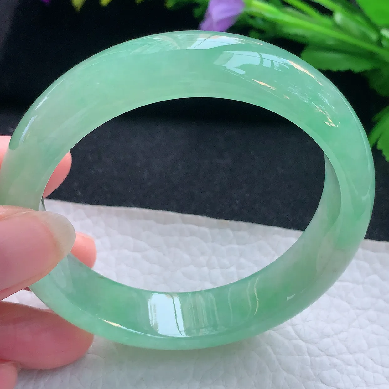 nr收藏款58.5*14.8*7.8平安镯 天然缅甸翡翠玉手镯冰绿？宽边玉手环