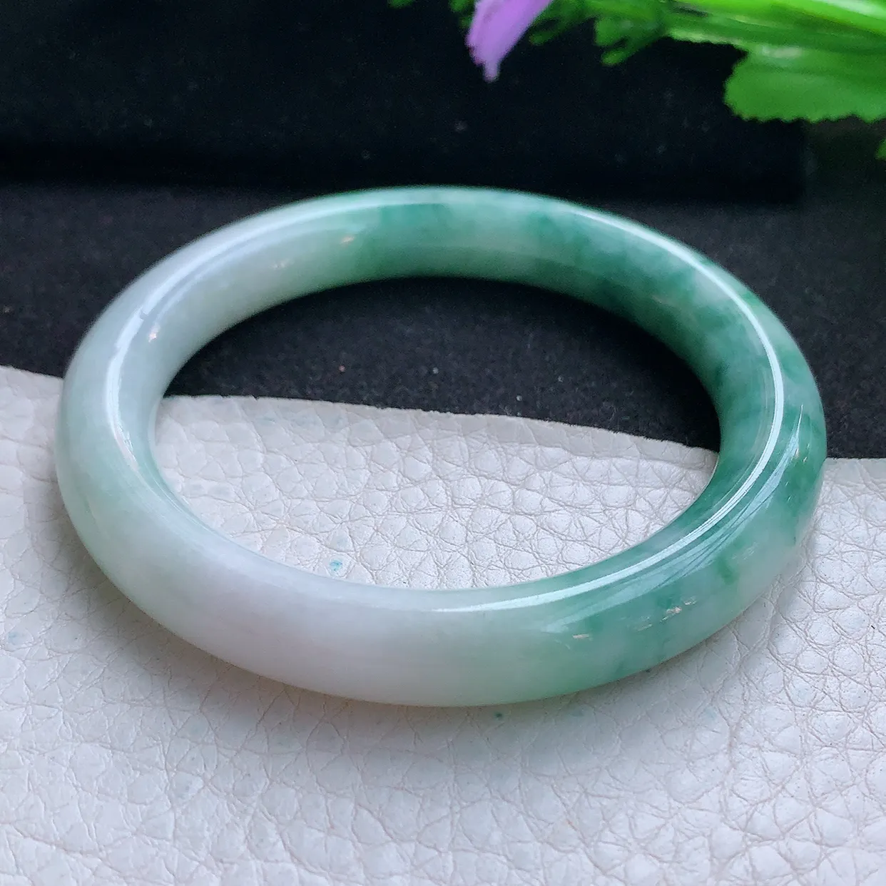 ee实拍53.5*9.4*8.8美人镯 天然缅甸翡翠玉手镯水润飘花圆条美人镯