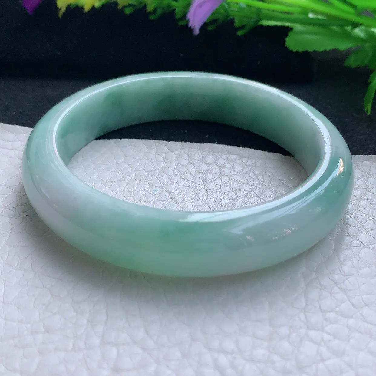 js实拍58.5*13*8.3平安镯 天然缅甸翡翠玉手镯飘花水润宽边玉手环