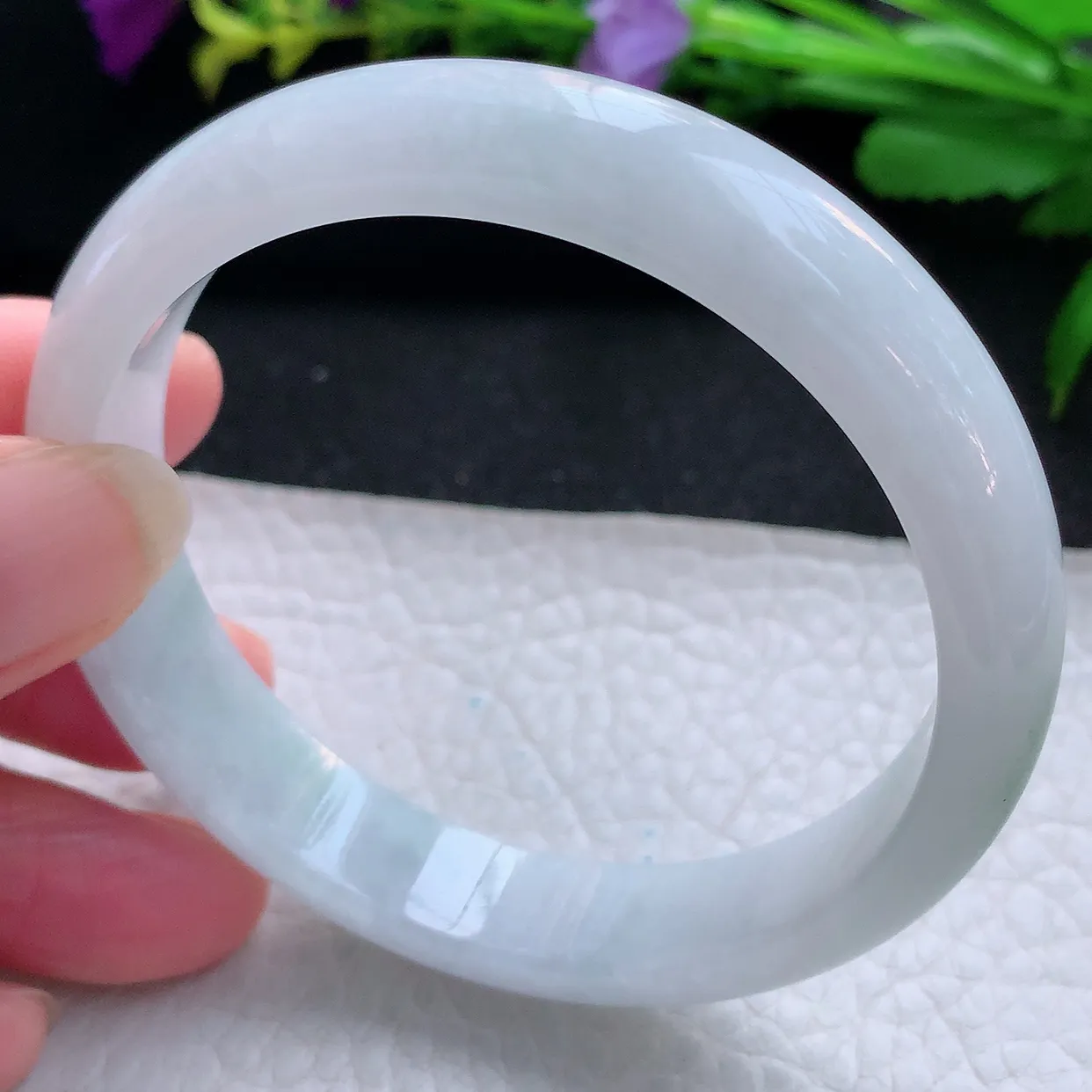 js实拍57*11.8*7.2平安镯 天然缅甸翡翠玉手镯冰胶秀气宽边玉手环