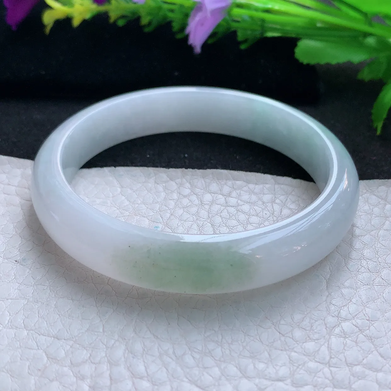 js实拍57*11.8*7.2平安镯 天然缅甸翡翠玉手镯冰胶秀气宽边玉手环