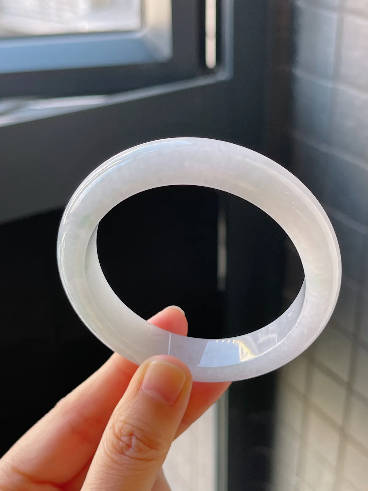 正圈55圈口，翡翠冰糯种白色手镯