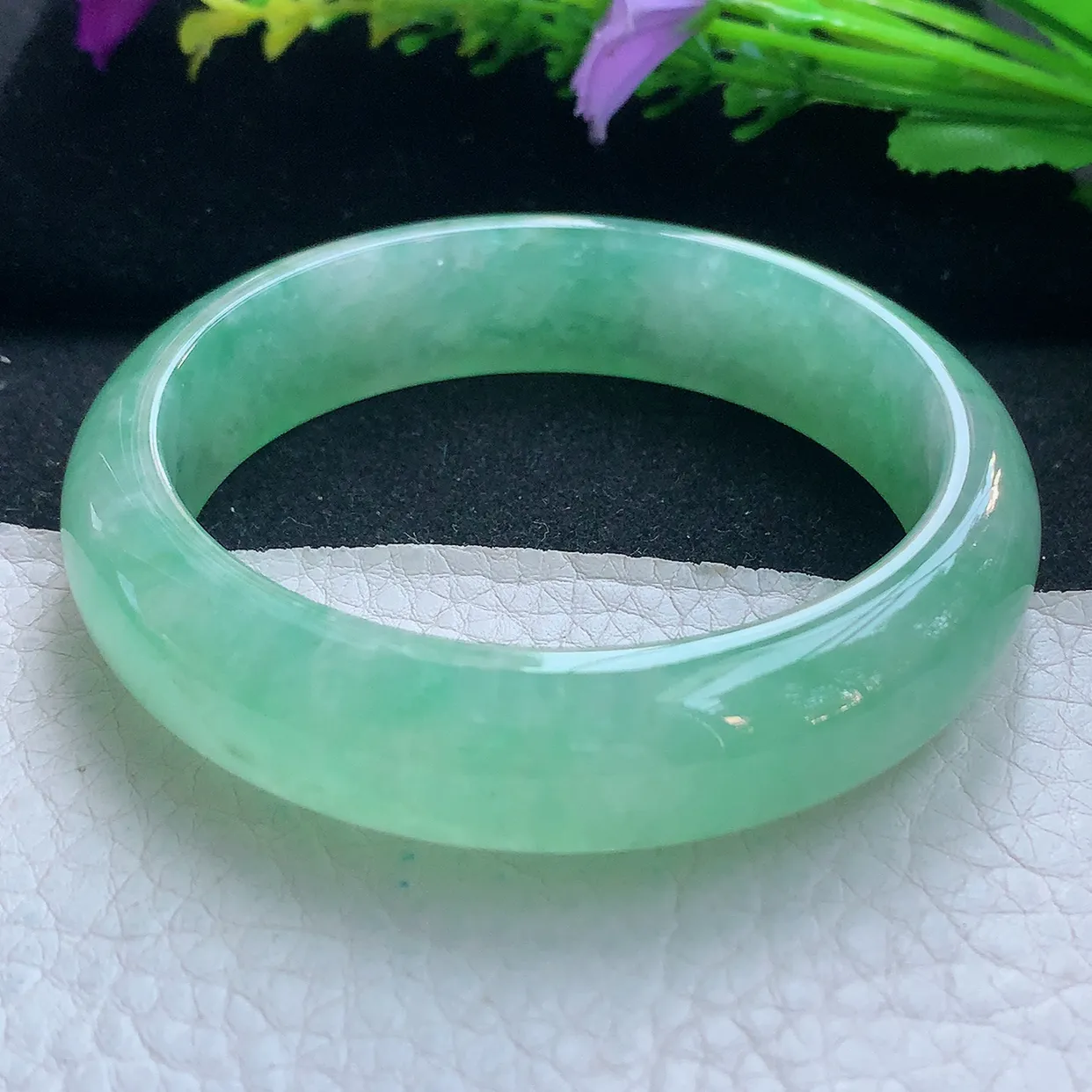 nr收藏款58.5*14.8*7.8平安镯 天然缅甸翡翠玉手镯冰绿？宽边玉手环