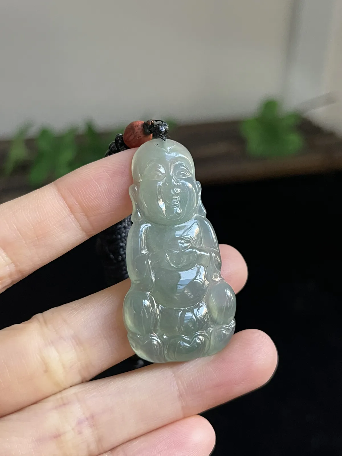 翡翠冰糯种白色吊坠