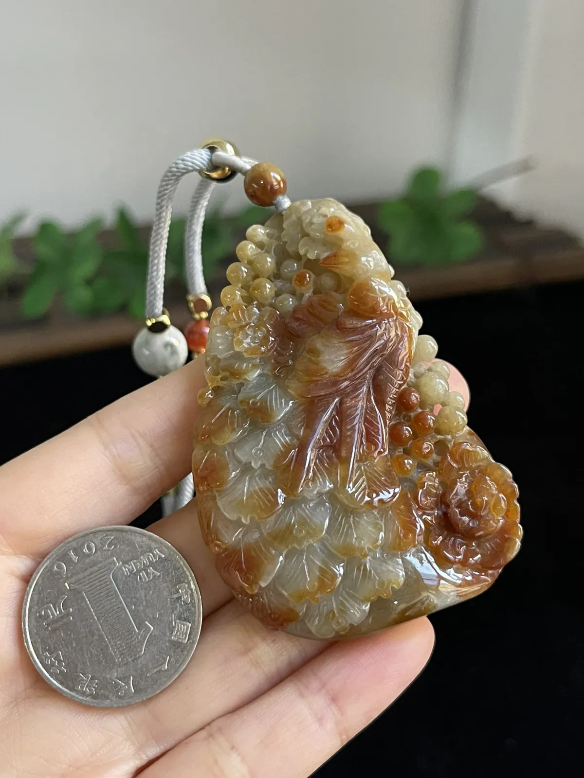 翡翠龙/凤，配珠未测