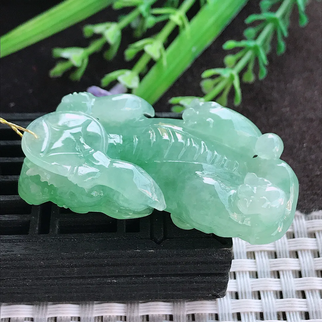实拍A货翡翠48.3/24/13老坑冰胶冰晴满绿貔貅吊坠翡翠挂件