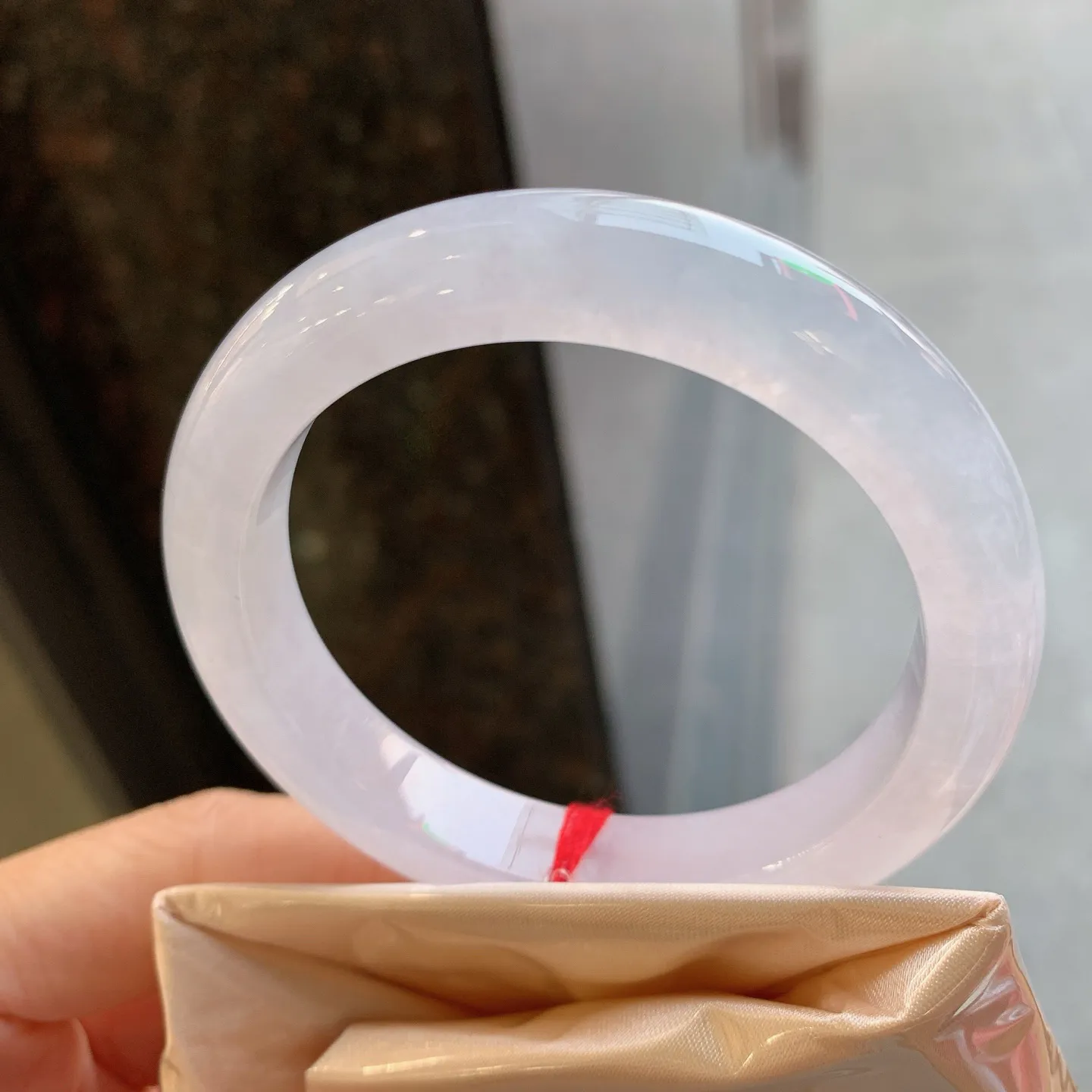 正圈冰镯 无瑕 尺寸：53.2/10.6/8.7 冰润