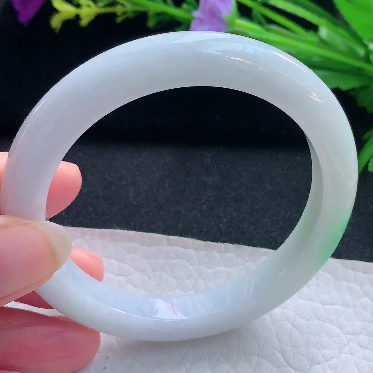 nr实拍55.5*11.6*7.2平安镯 天然缅甸翡翠玉手镯白底青秀气宽边玉手环