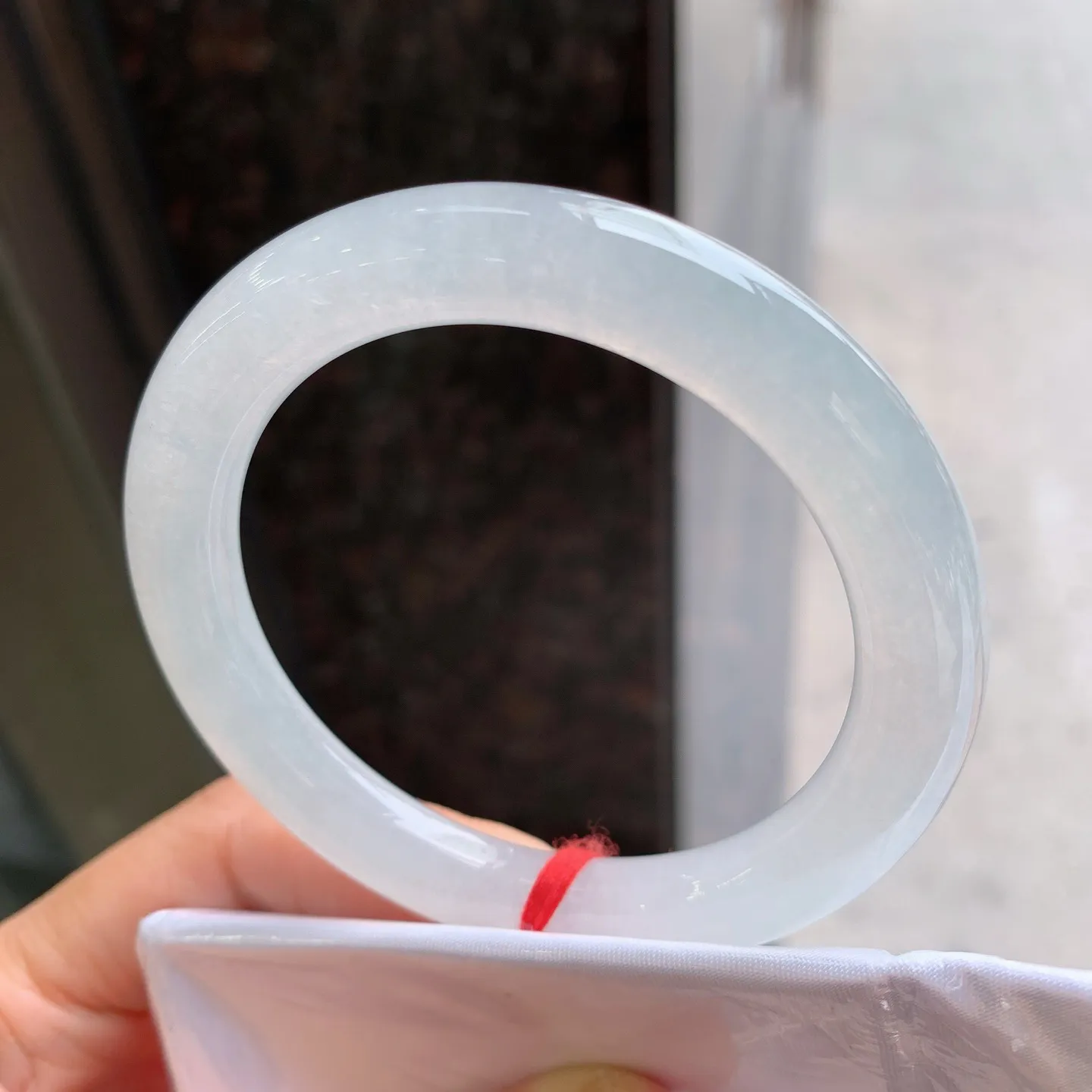 圆条冰镯 无瑕 尺寸：53.5/8.8/9.3 冰润