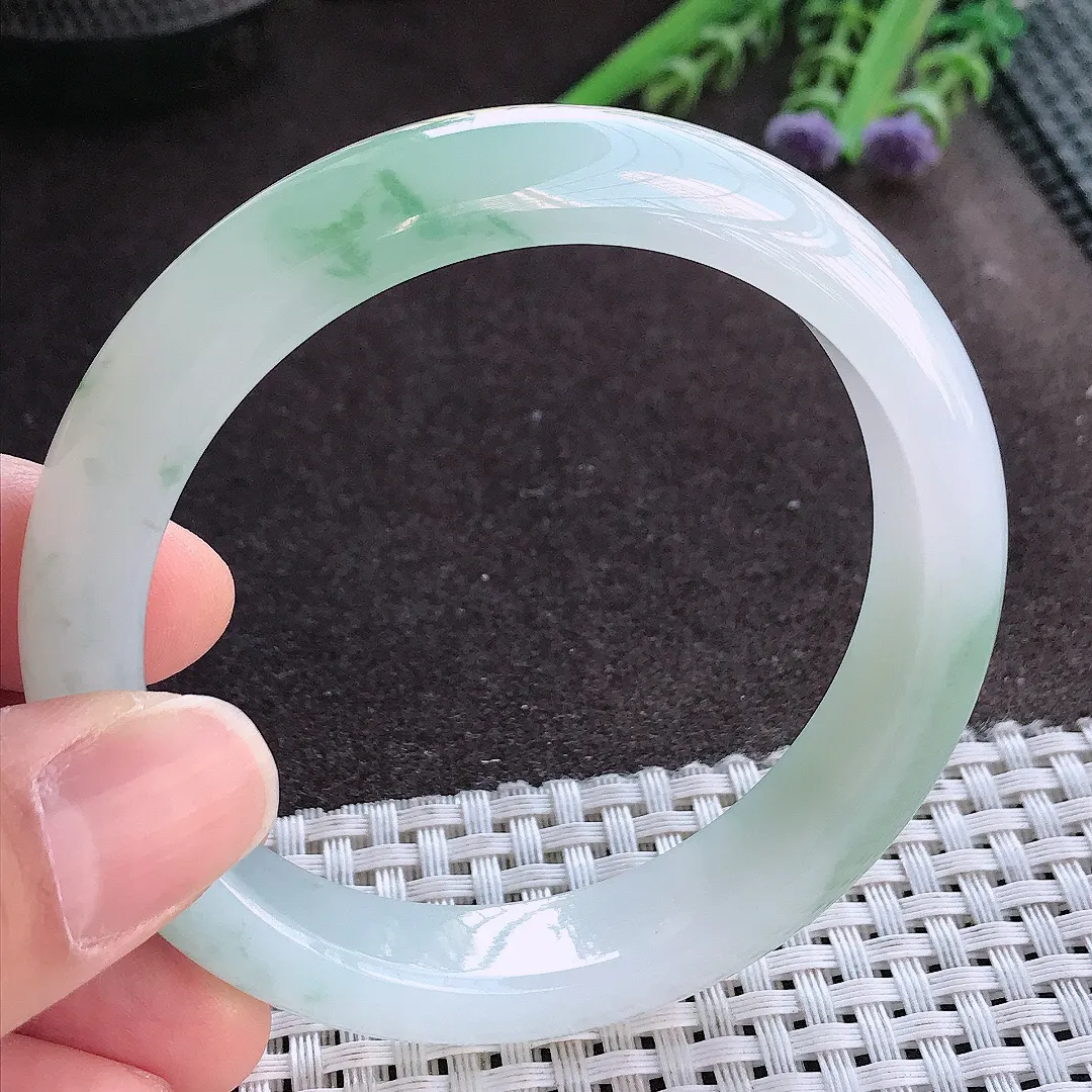 实拍A货翡翠58/12.5/8.3老坑冰胶水灵冰飘花手镯宽边玉镯手环