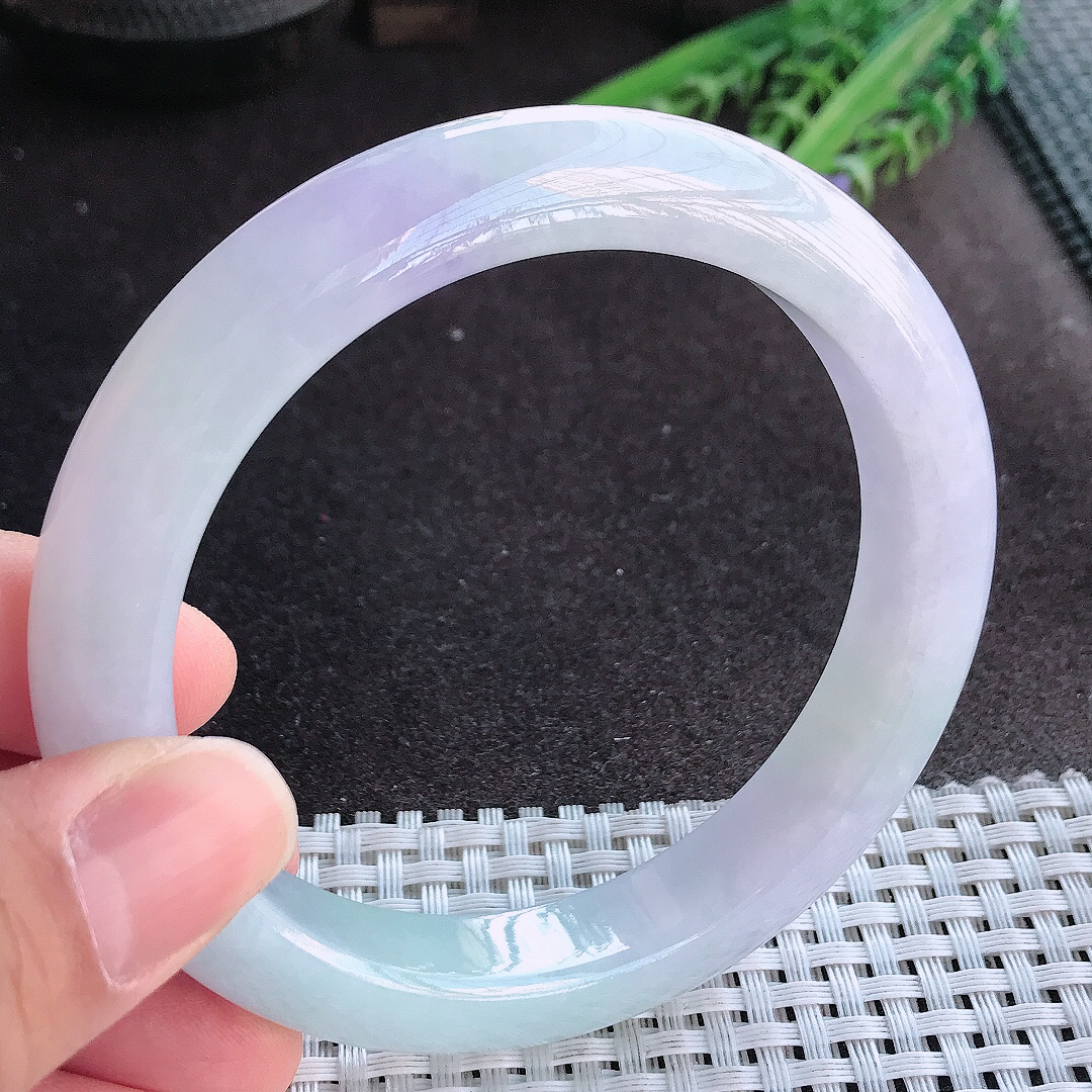 实拍A货翡翠62.8/12/9.6老坑冰润水灵紫罗兰手镯大圈口宽边玉镯手环