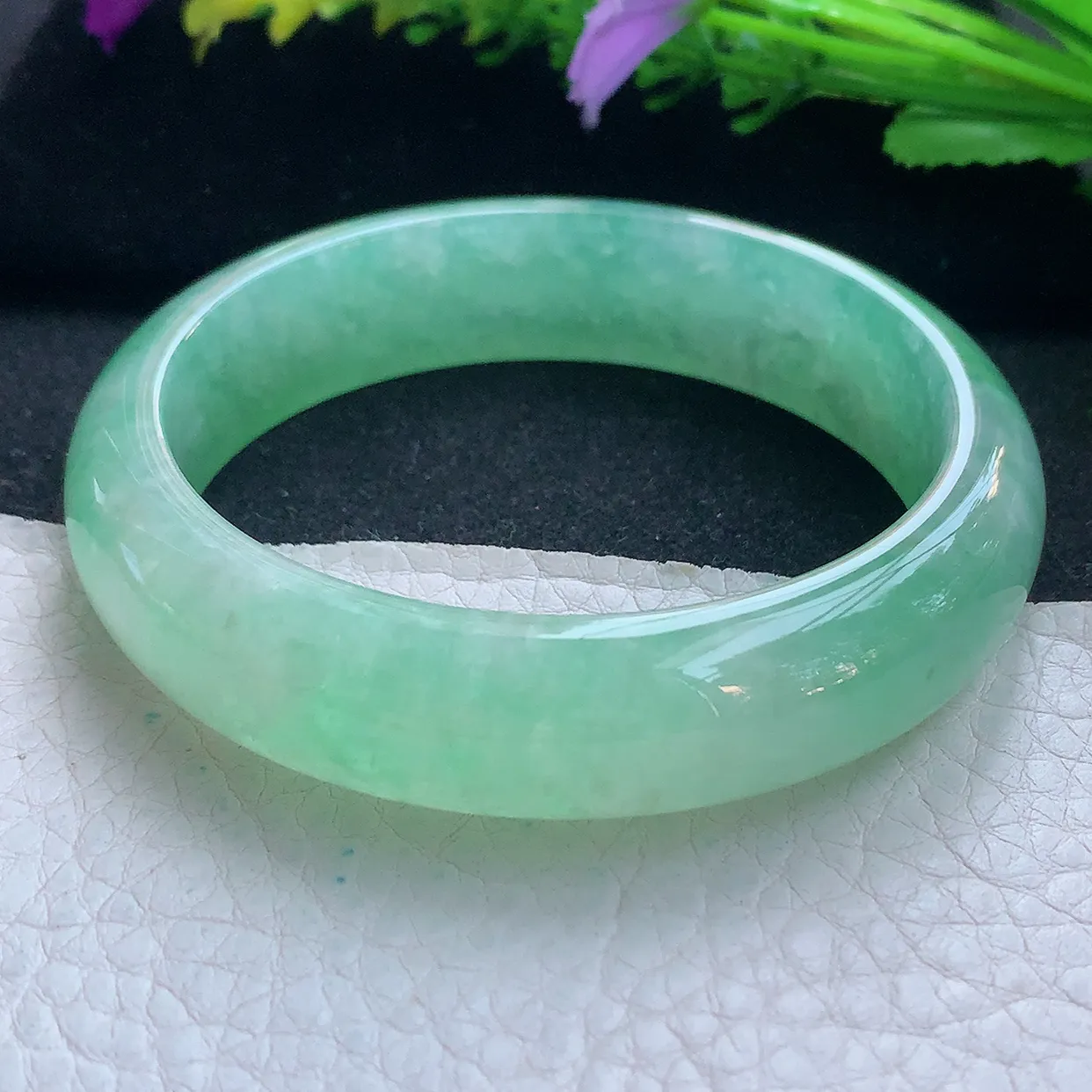 nr收藏款58.5*14.8*7.8平安镯 天然缅甸翡翠玉手镯冰绿？宽边玉手环