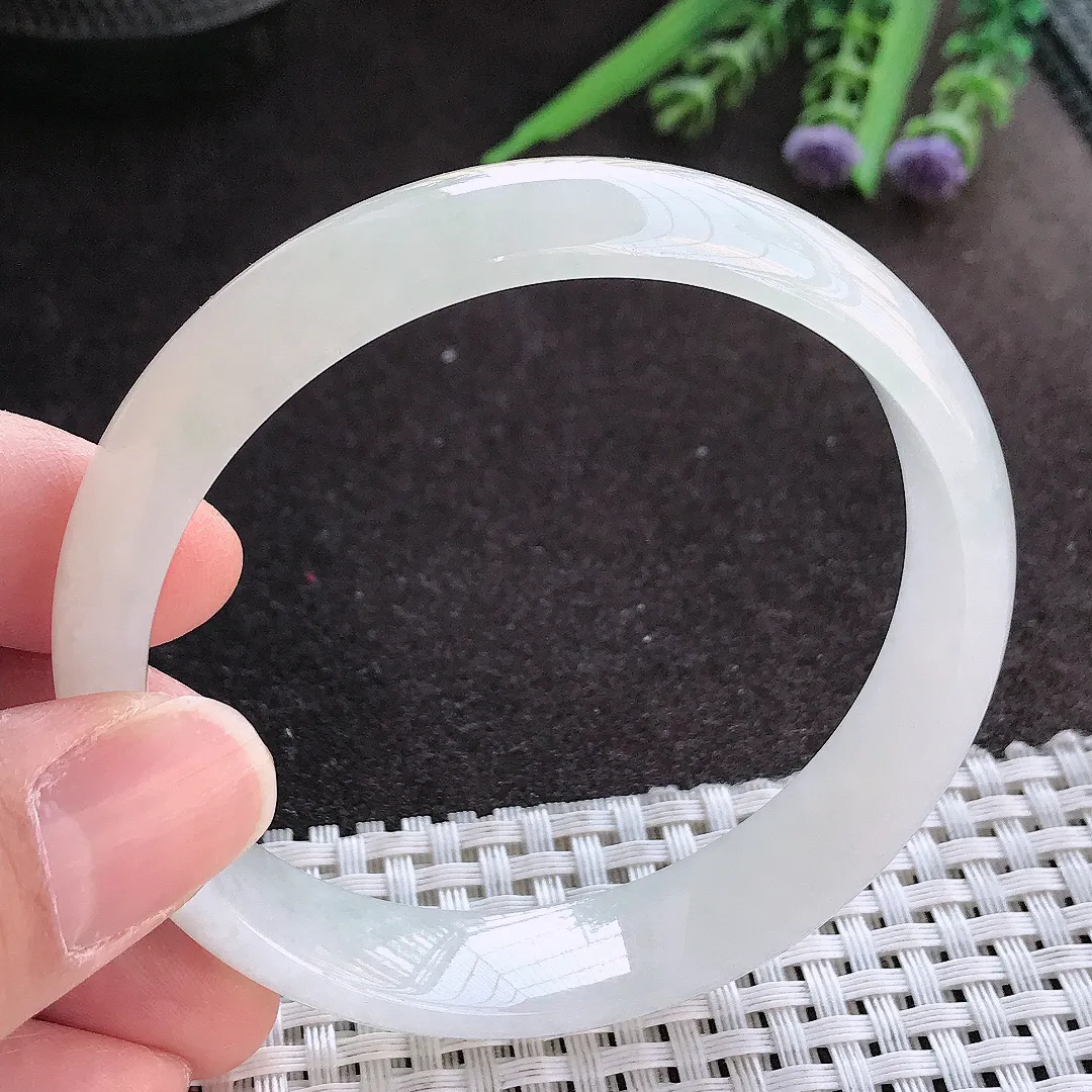 实拍A货翡翠59/13.2/6.3老坑冰透起胶月光白手镯宽边玉镯手环