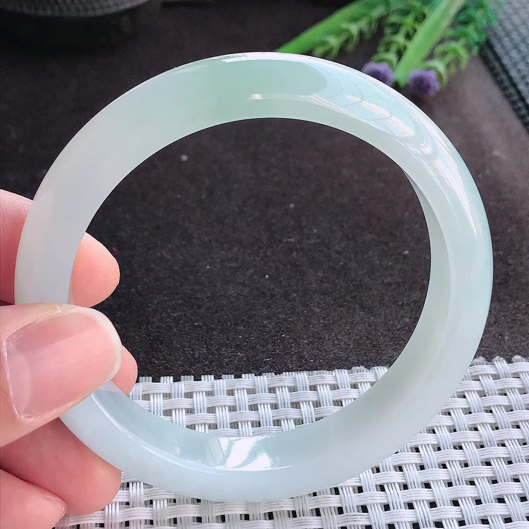 实拍A货翡翠60.5/12.7/8.6老坑冰润起胶冰晴手镯大圈口宽边玉镯手环