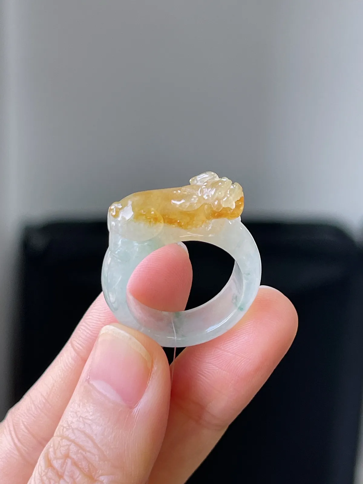 翡翠冰糯种黄加绿戒指