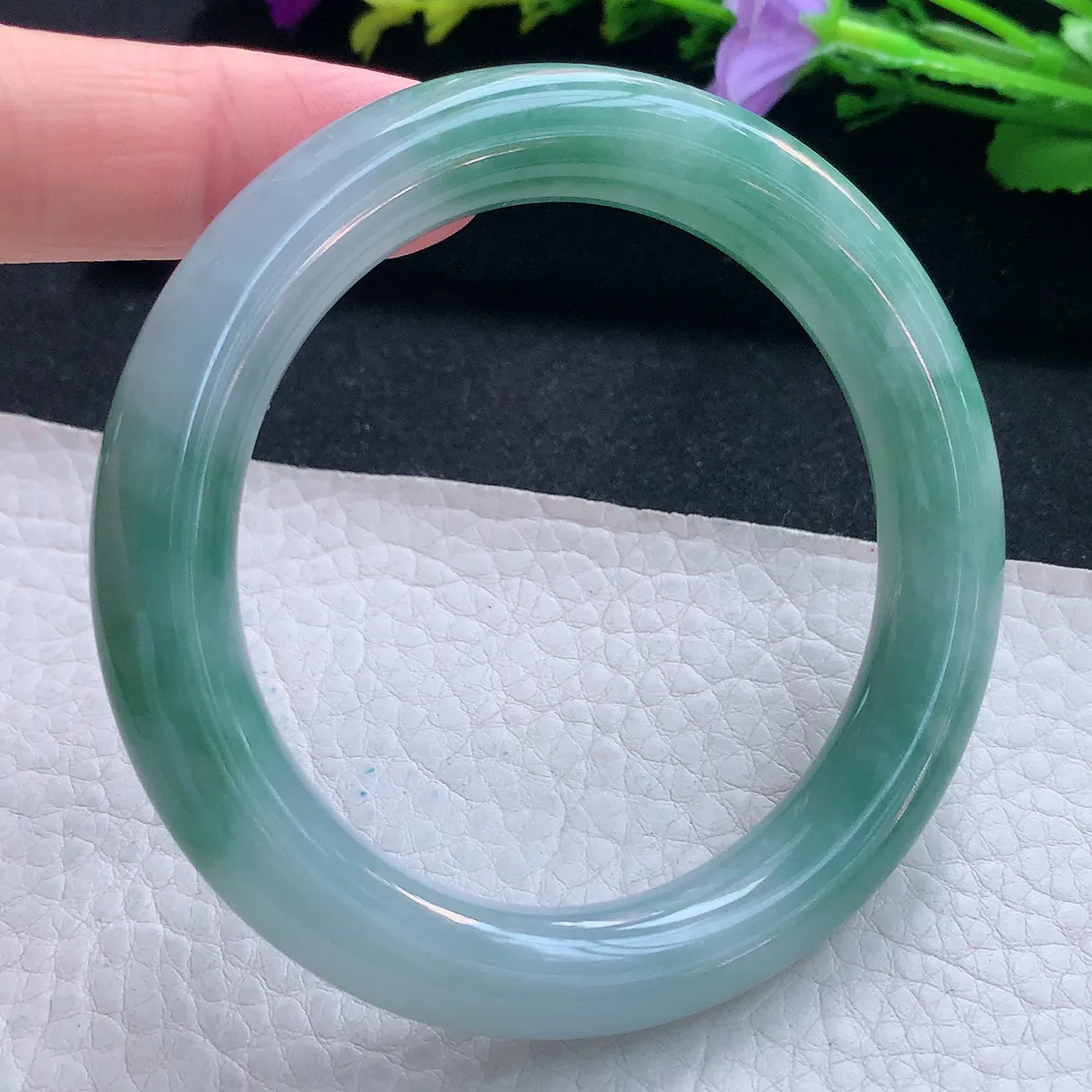 z实拍55*10.8*10.3美人镯 天然缅甸翡翠玉手镯水润飘花圆条玉手环