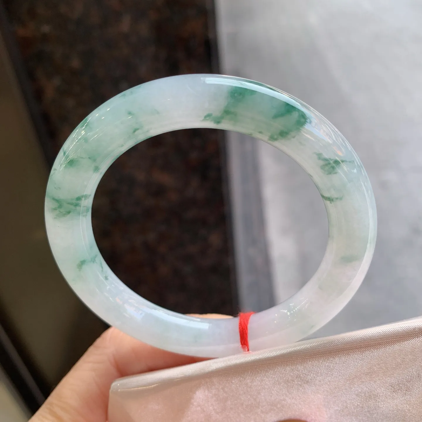 圆条飘花  尺寸：53.8/9.6/10  清爽