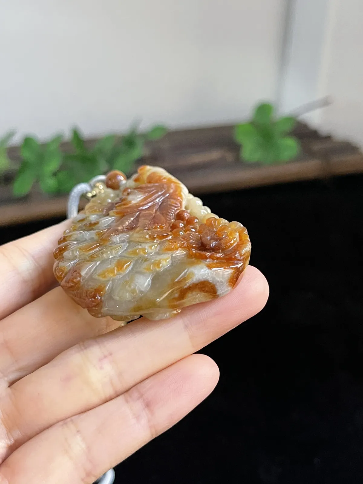 翡翠龙/凤，配珠未测