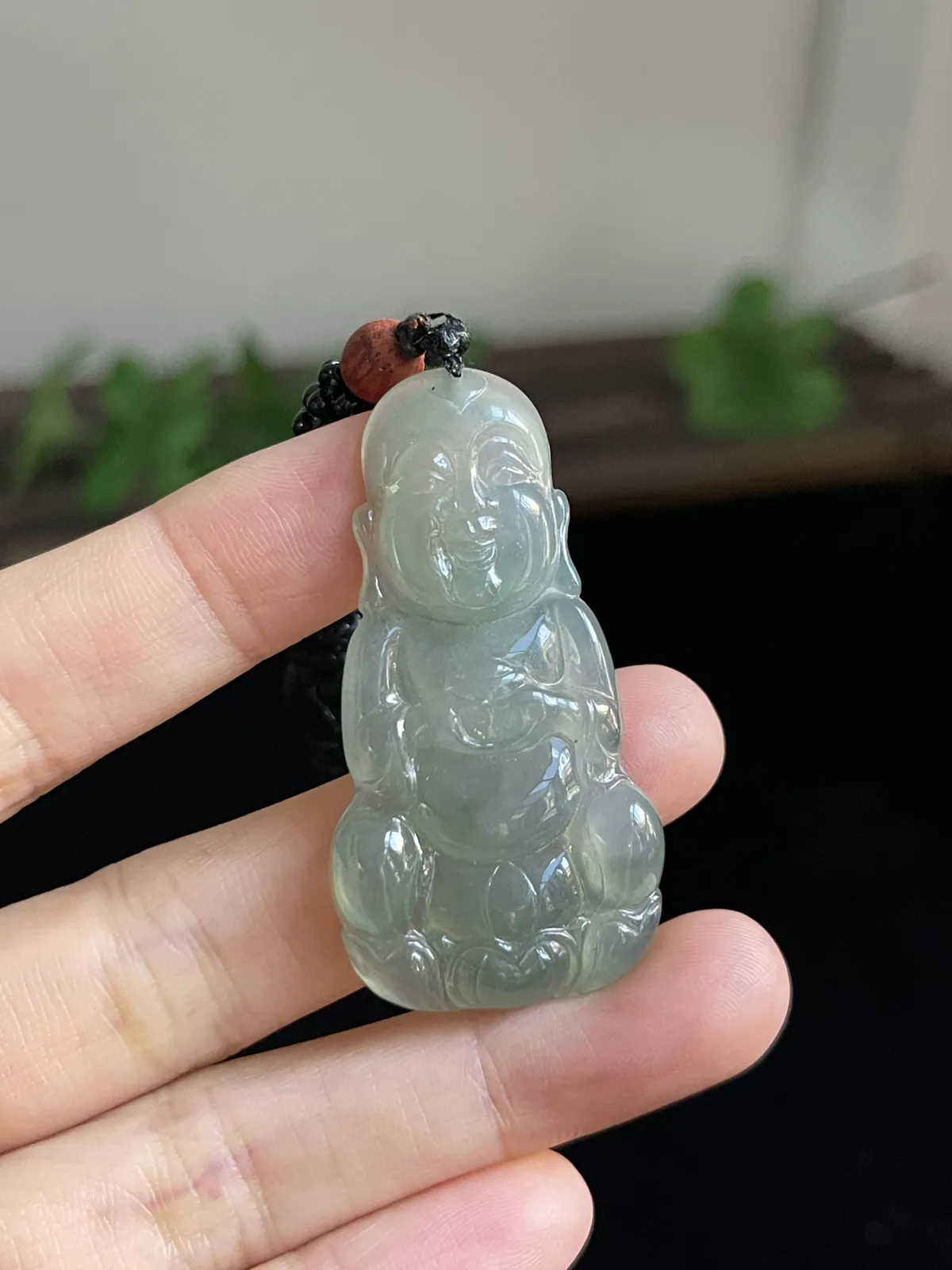 翡翠冰糯种白色吊坠