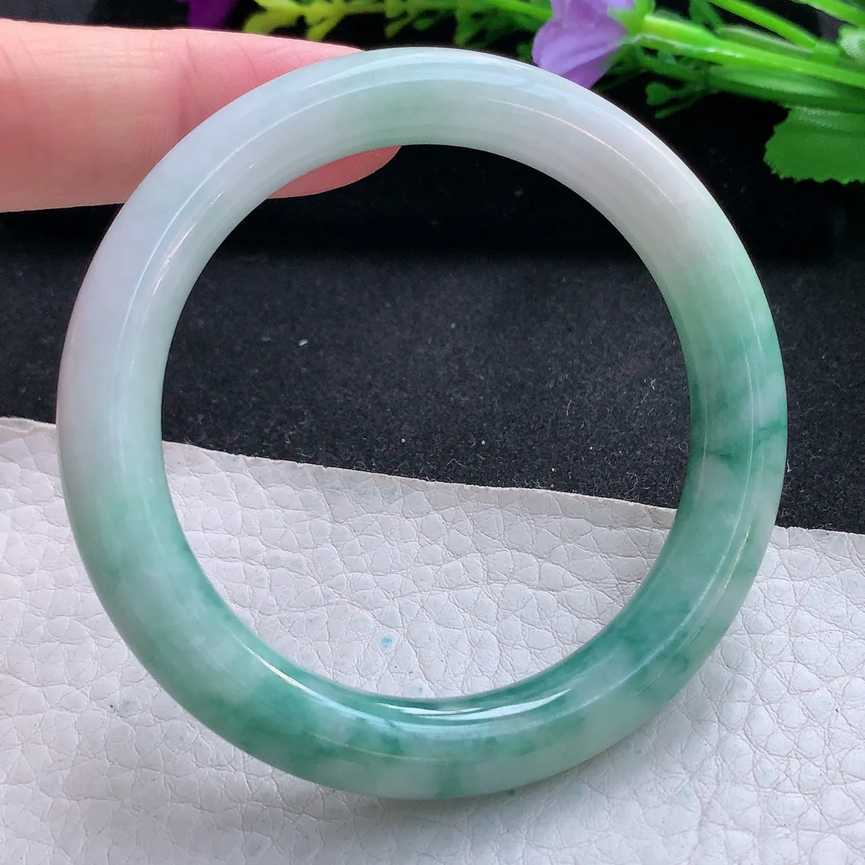 ee实拍53.5*9.4*8.8美人镯 天然缅甸翡翠玉手镯水润飘花圆条美人镯