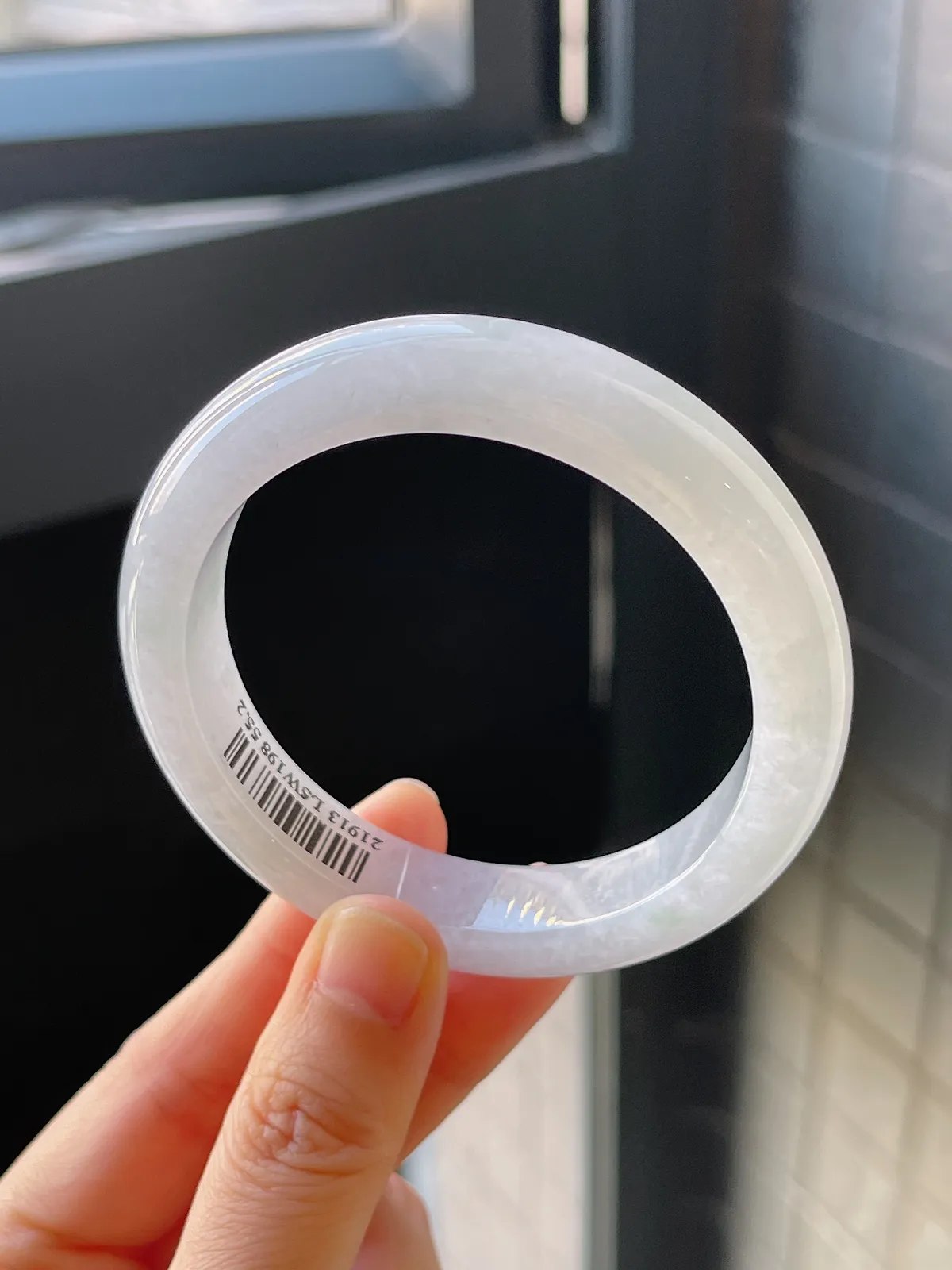 正圈55圈口，翡翠冰糯种白色手镯