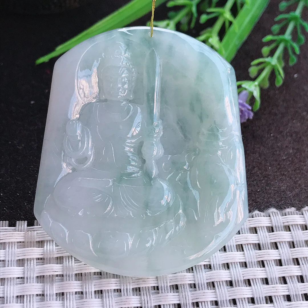 实拍A货翡翠53.8/44.3/4.5老坑冰胶水灵不动明王吊坠翡翠挂件