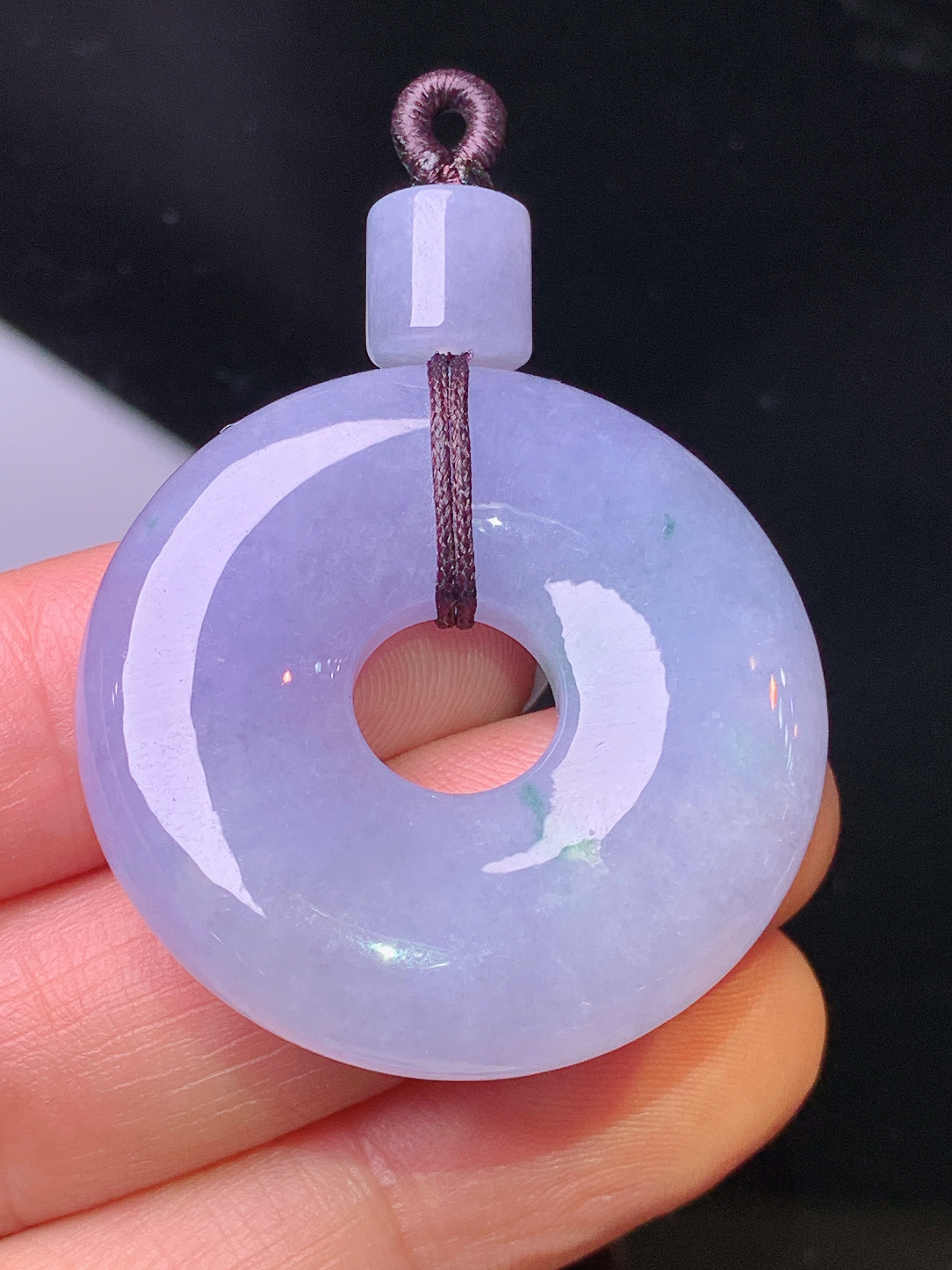 紫罗兰平安环吊坠 玉质细腻 色泽艳丽清新 整体尺寸33.4*7.2