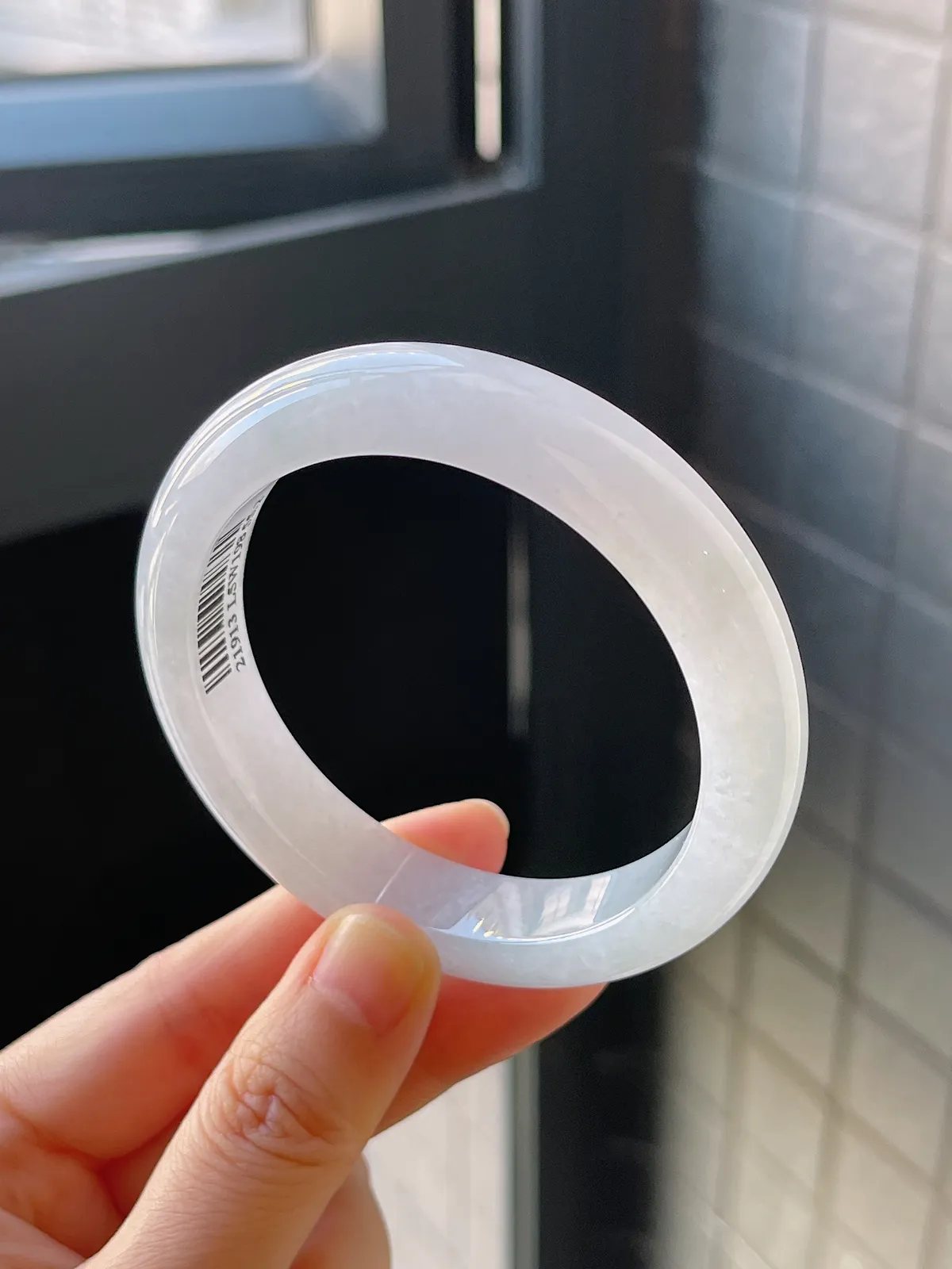 正圈55圈口，翡翠冰糯种白色手镯