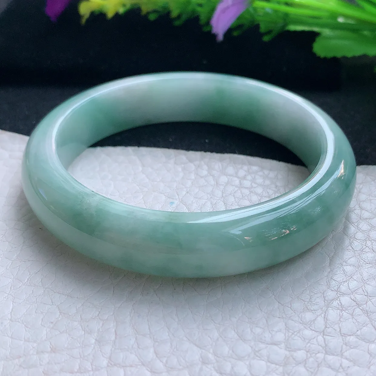js实拍58.5*13*8.3平安镯 天然缅甸翡翠玉手镯飘花水润宽边玉手环