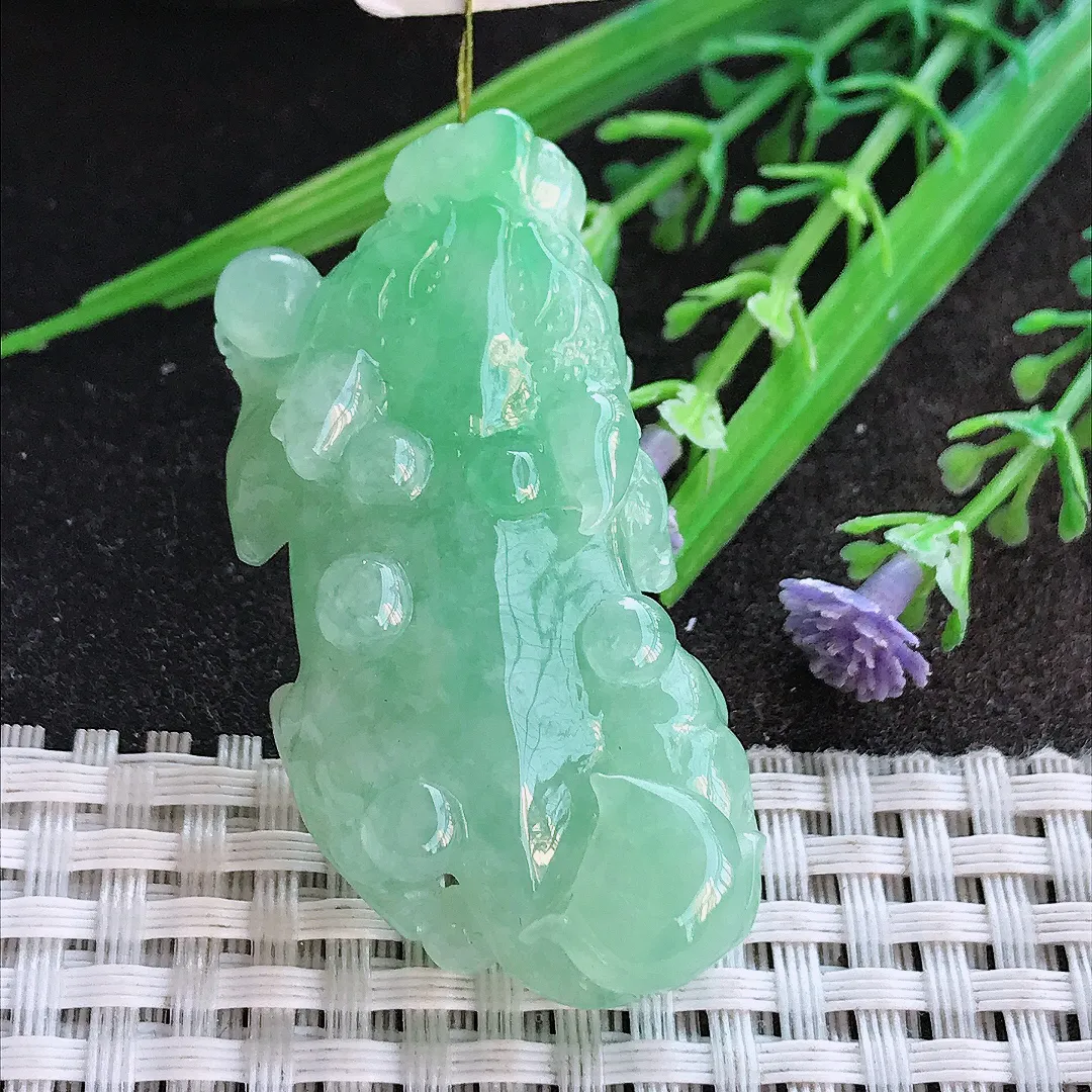 实拍A货翡翠48.3/24/13老坑冰胶冰晴满绿貔貅吊坠翡翠挂件