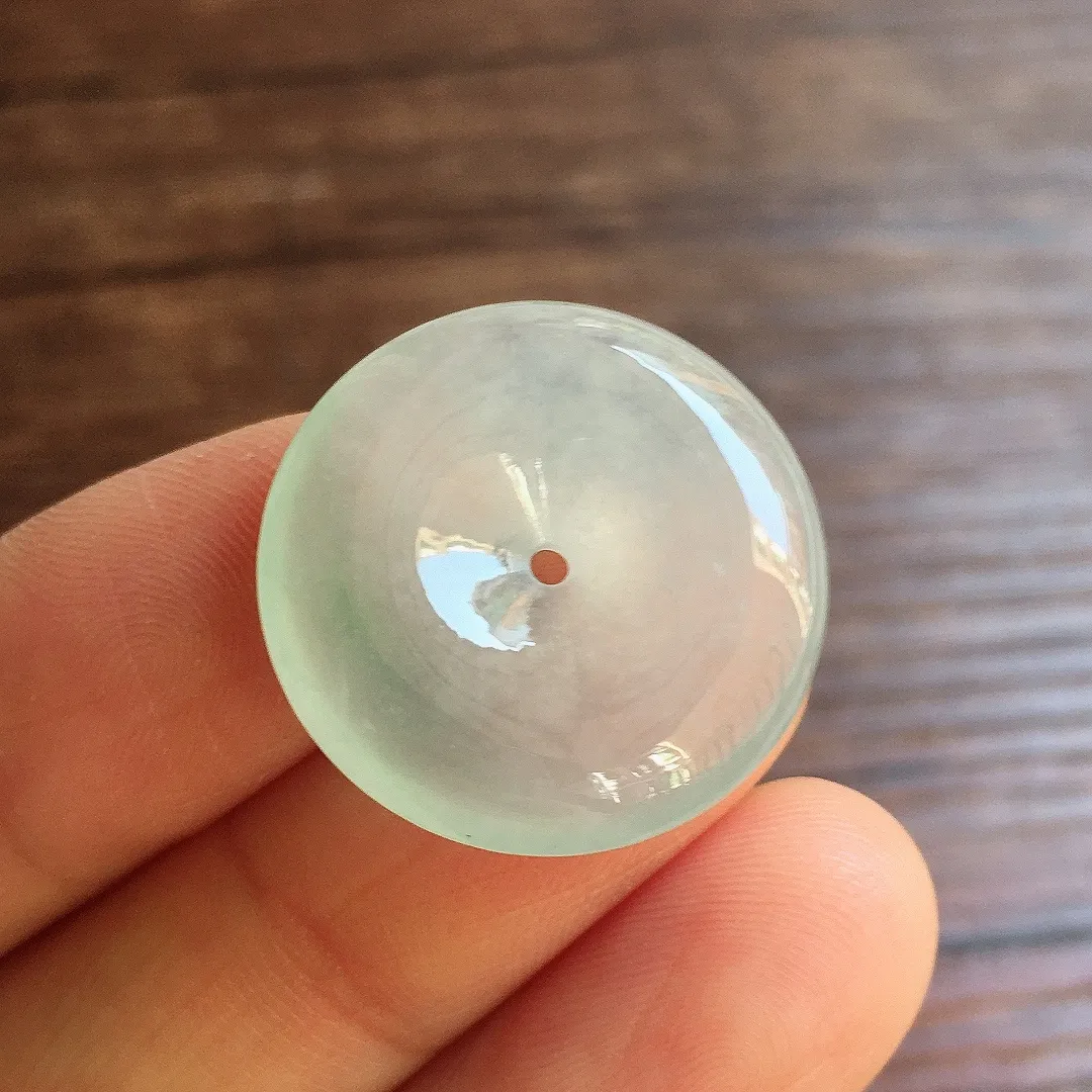 冰种底色平安扣，冰冰润润，玉质细腻，种水足，001 尺寸22.4*5.6