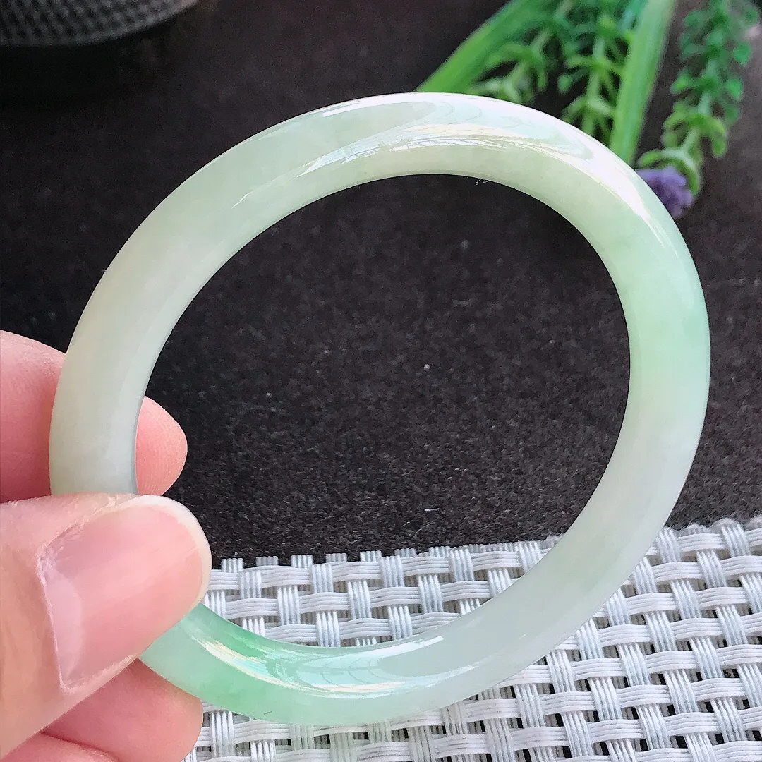 实拍A货翡翠52.5/7.8老坑冰润起胶冰晴圆条手镯翡翠玉镯手环