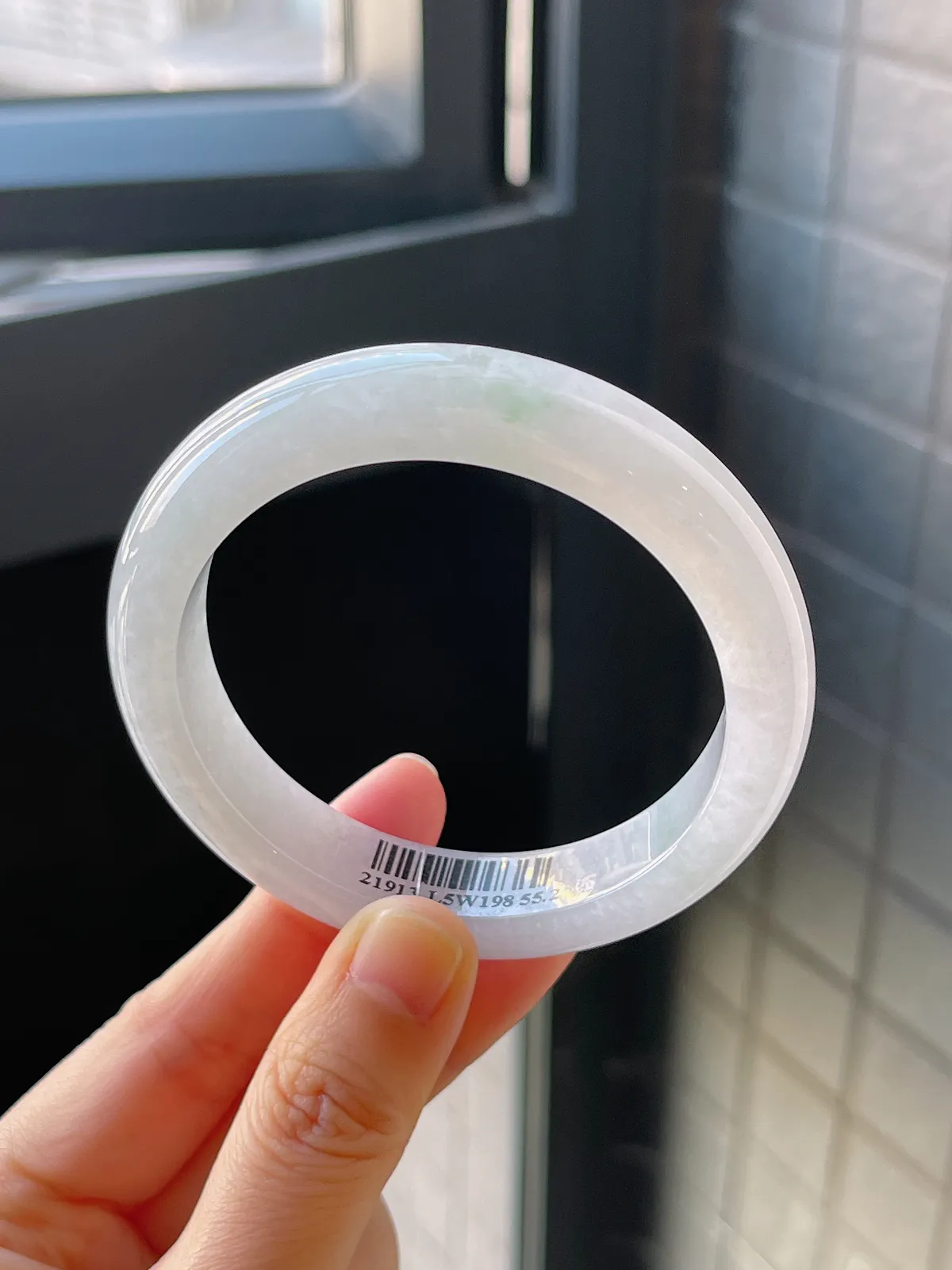 正圈55圈口，翡翠冰糯种白色手镯