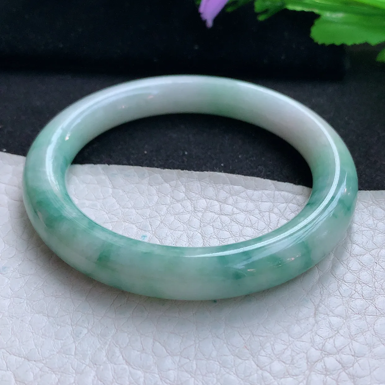 ee实拍53.5*9.4*8.8美人镯 天然缅甸翡翠玉手镯水润飘花圆条美人镯