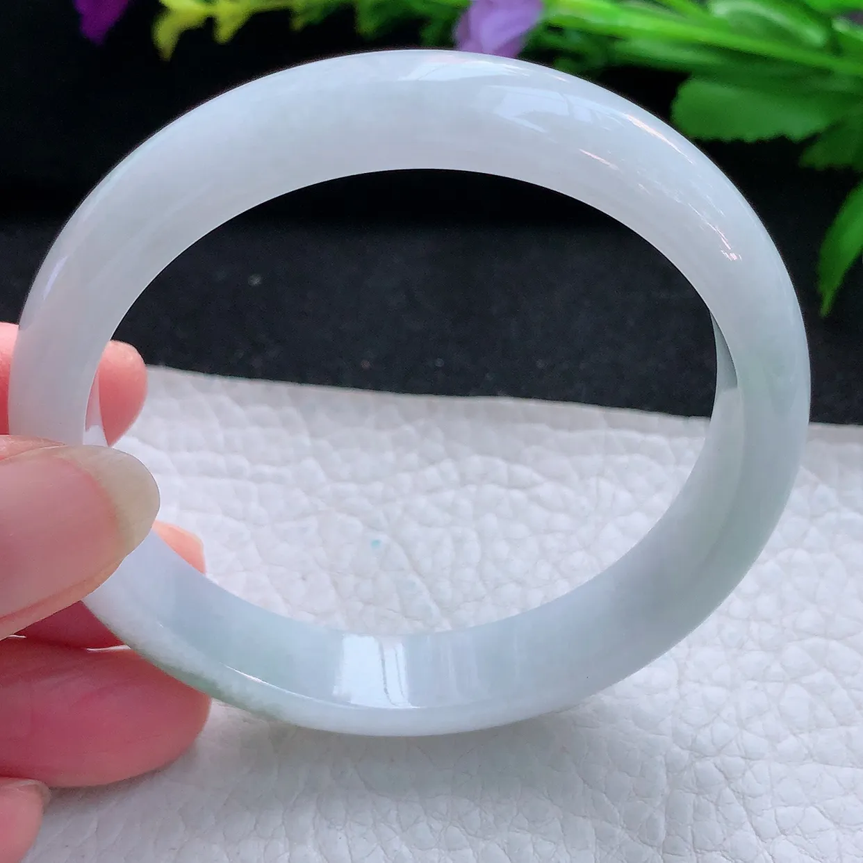 js实拍57*11.8*7.2平安镯 天然缅甸翡翠玉手镯冰胶秀气宽边玉手环