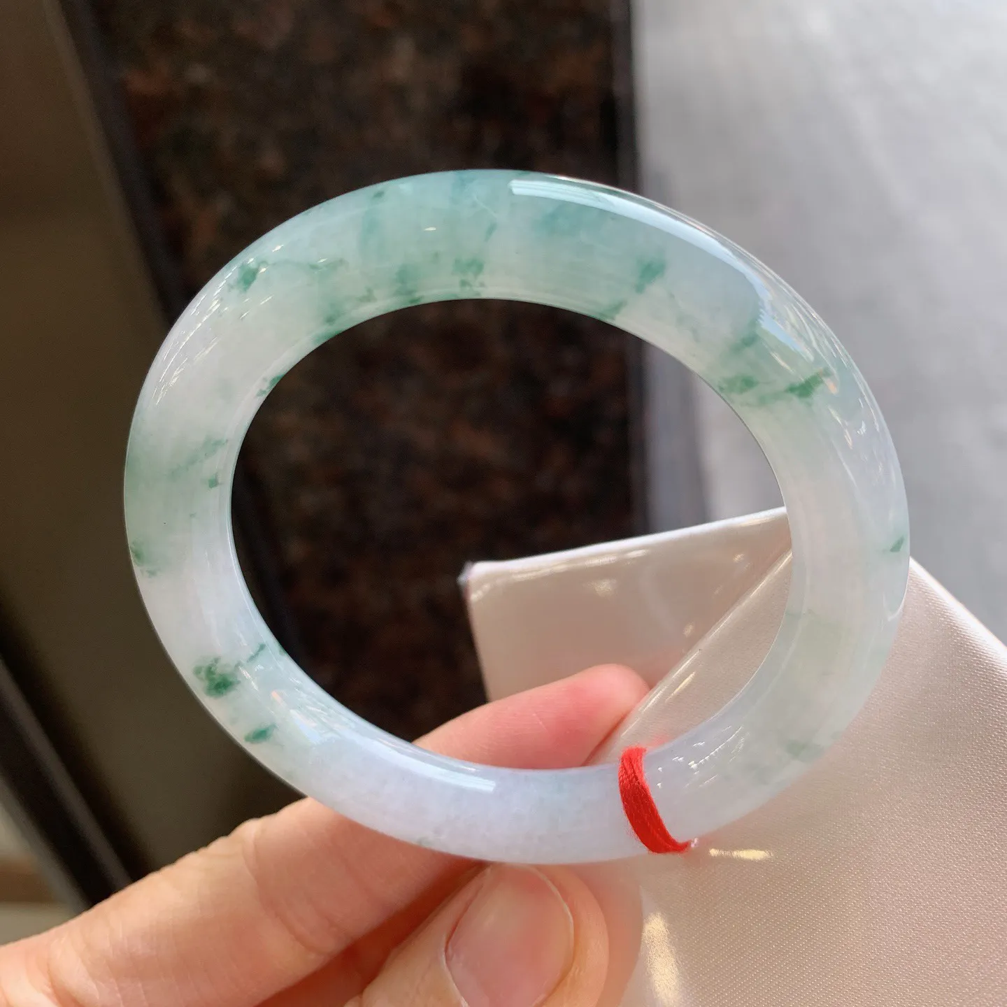 圆条飘花  尺寸：53.8/9.6/10  清爽