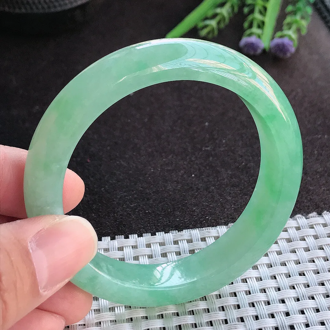 实拍A货翡翠54.5/12.7/8.6老坑冰润水灵冰晴满绿手镯宽边玉镯手环