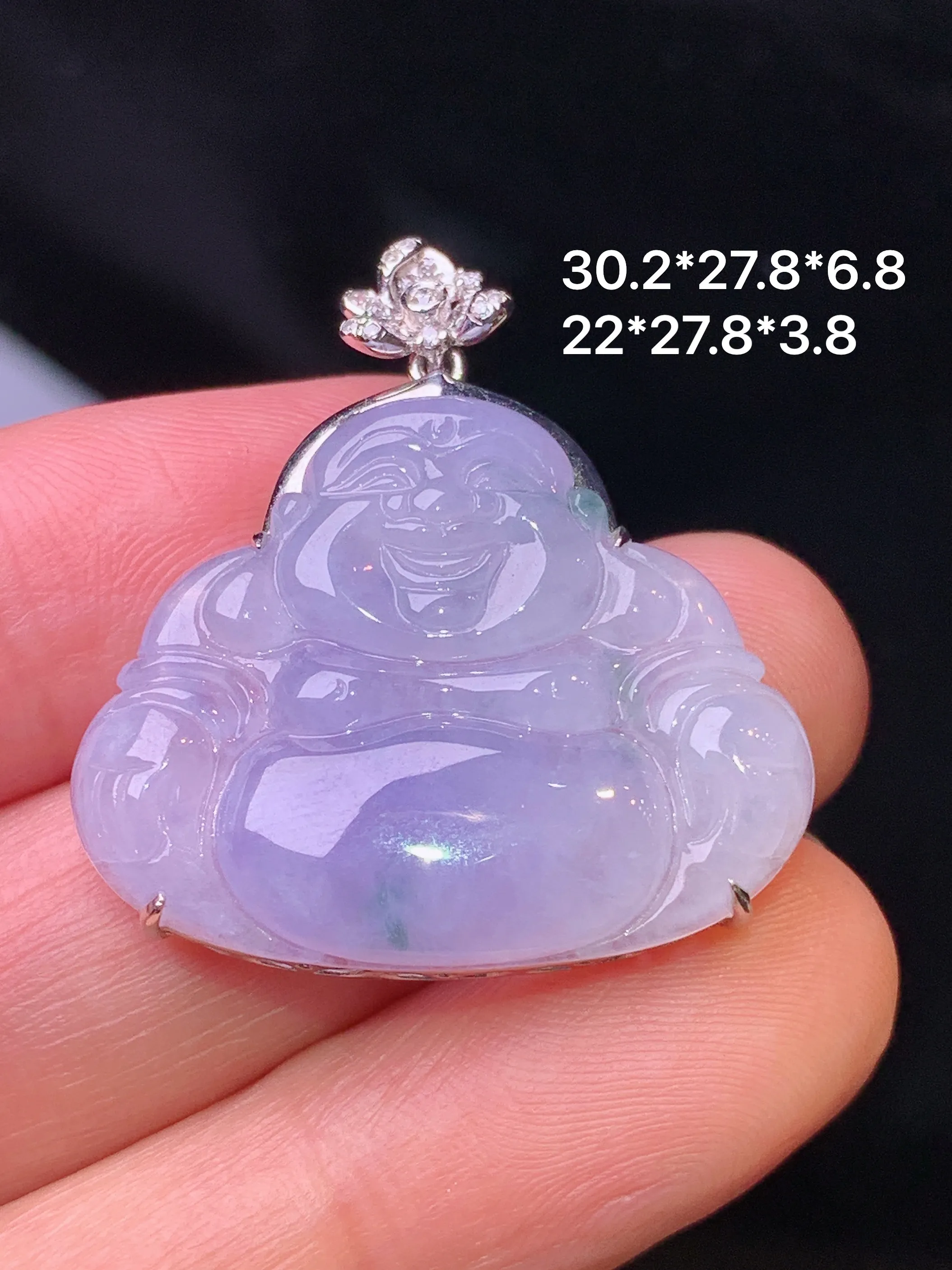 18k金钻镶嵌紫罗兰佛公吊坠 玉质细腻 色泽艳丽清新 整体尺寸30.2*27.8*6.8