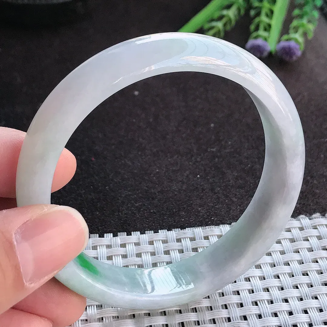 实拍A货翡翠58.5/14.1/7老坑精美飘阳绿手镯宽边玉镯手环