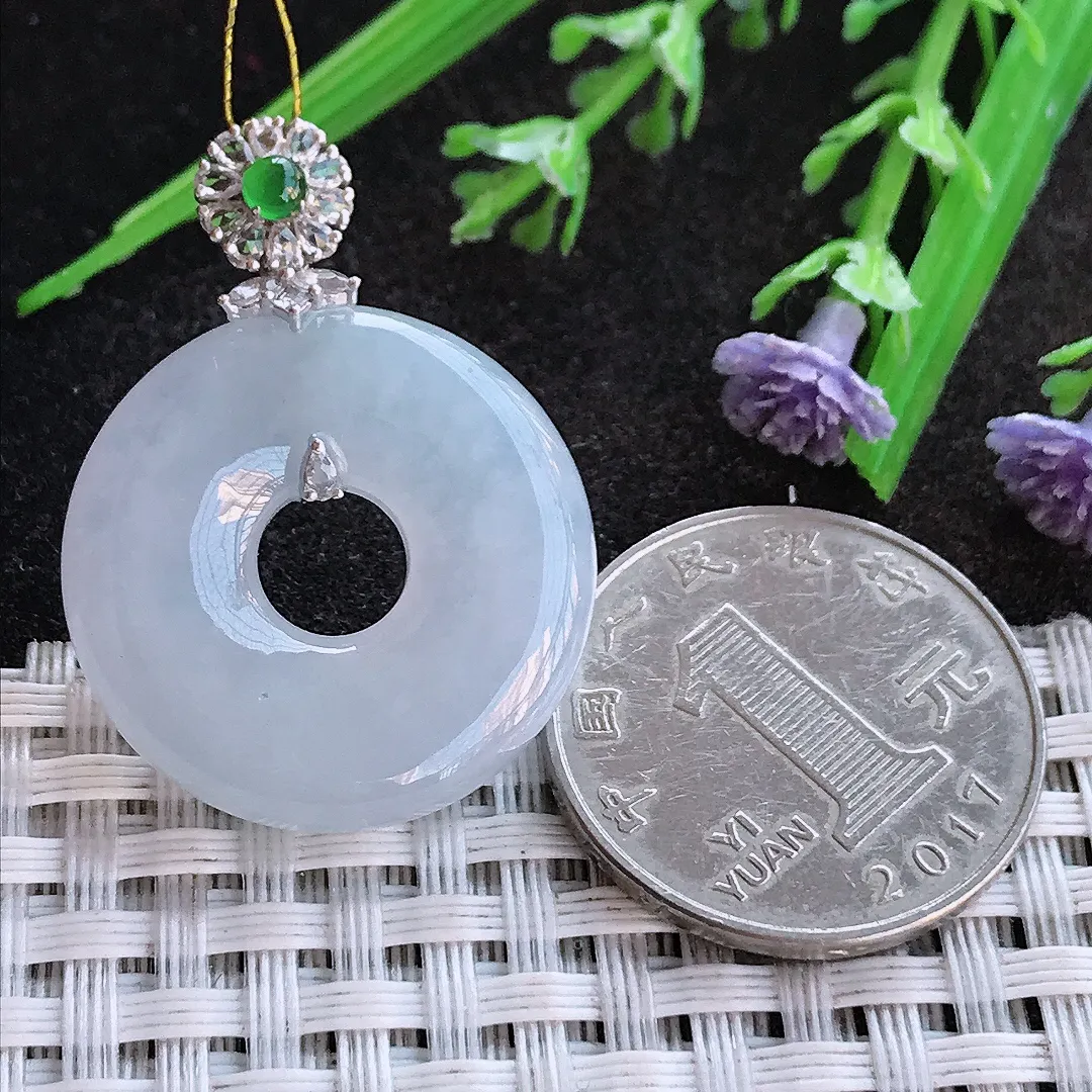 实拍A货翡翠25.6/5.7老坑18k金镶嵌冰胶淡紫罗兰平安扣吊坠翡翠挂件