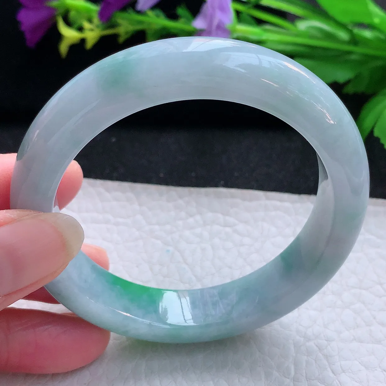 js实拍56.5*13.2*9平安镯 天然缅甸翡翠玉手镯辣绿水润宽边玉手环