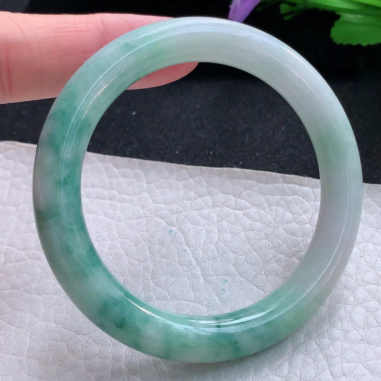 ee实拍53.5*9.4*8.8美人镯 天然缅甸翡翠玉手镯水润飘花圆条美人镯