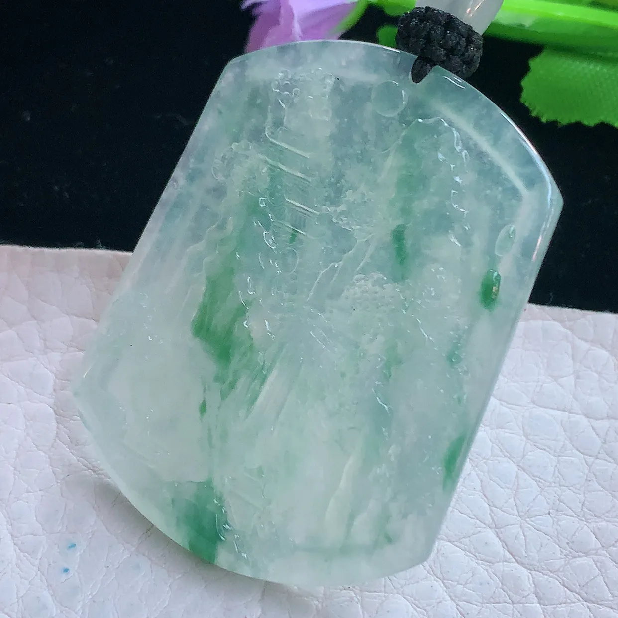 yl实拍48.8*38*4.8缅甸翡翠冰透飘花山水牌吊坠 高山流水悠然自在项坠