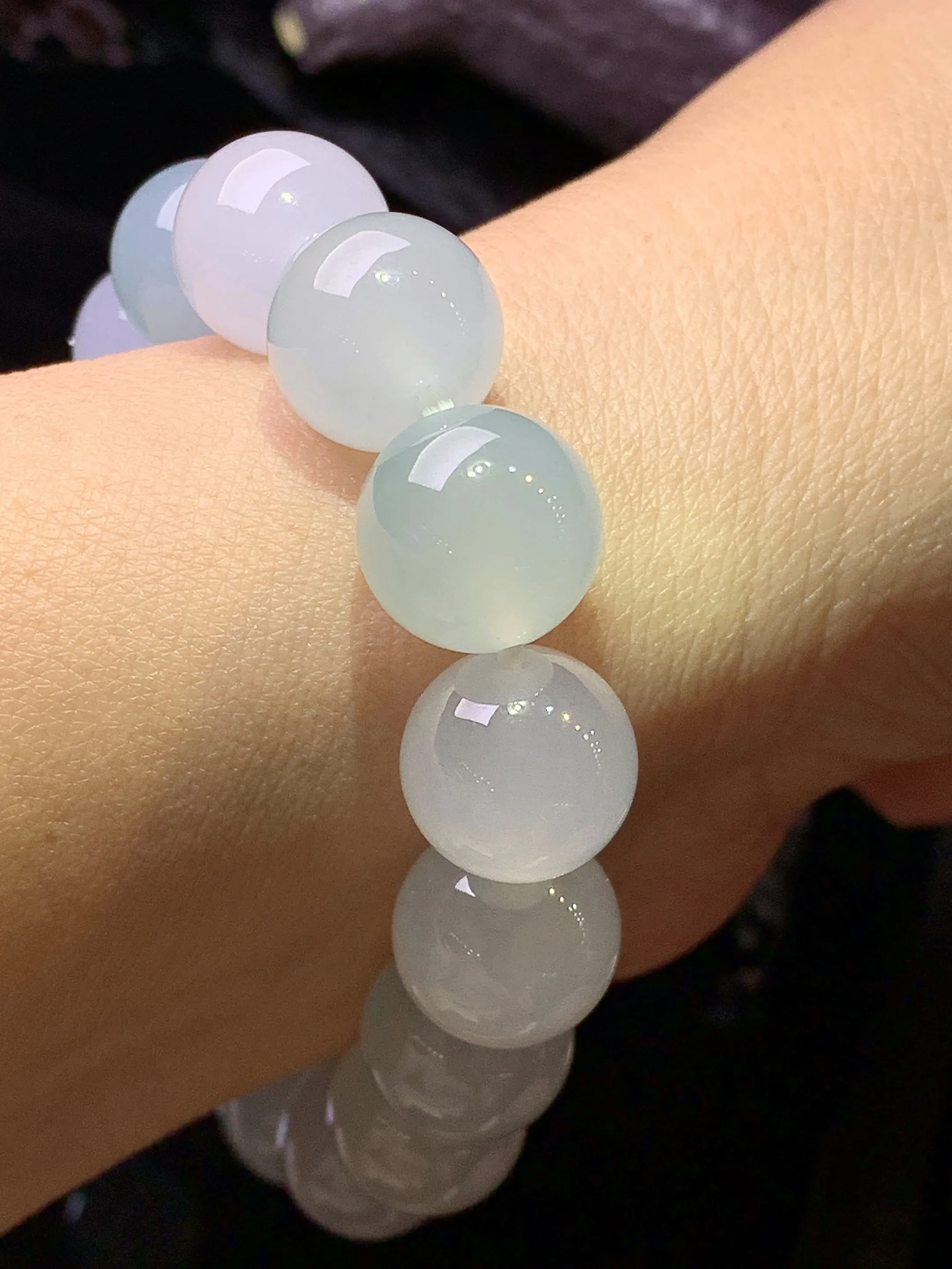 冰种圆珠手链 玉质细腻 色泽艳丽清新 整体尺寸12.2