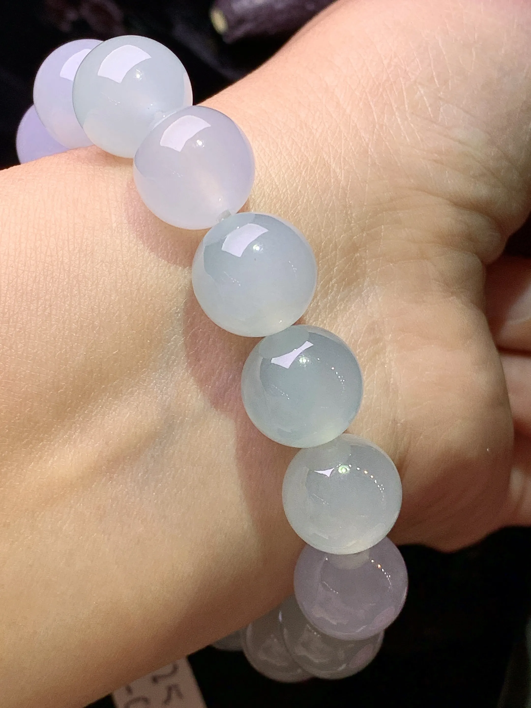 冰种圆珠手链 玉质细腻 色泽艳丽清新 整体尺寸12.2