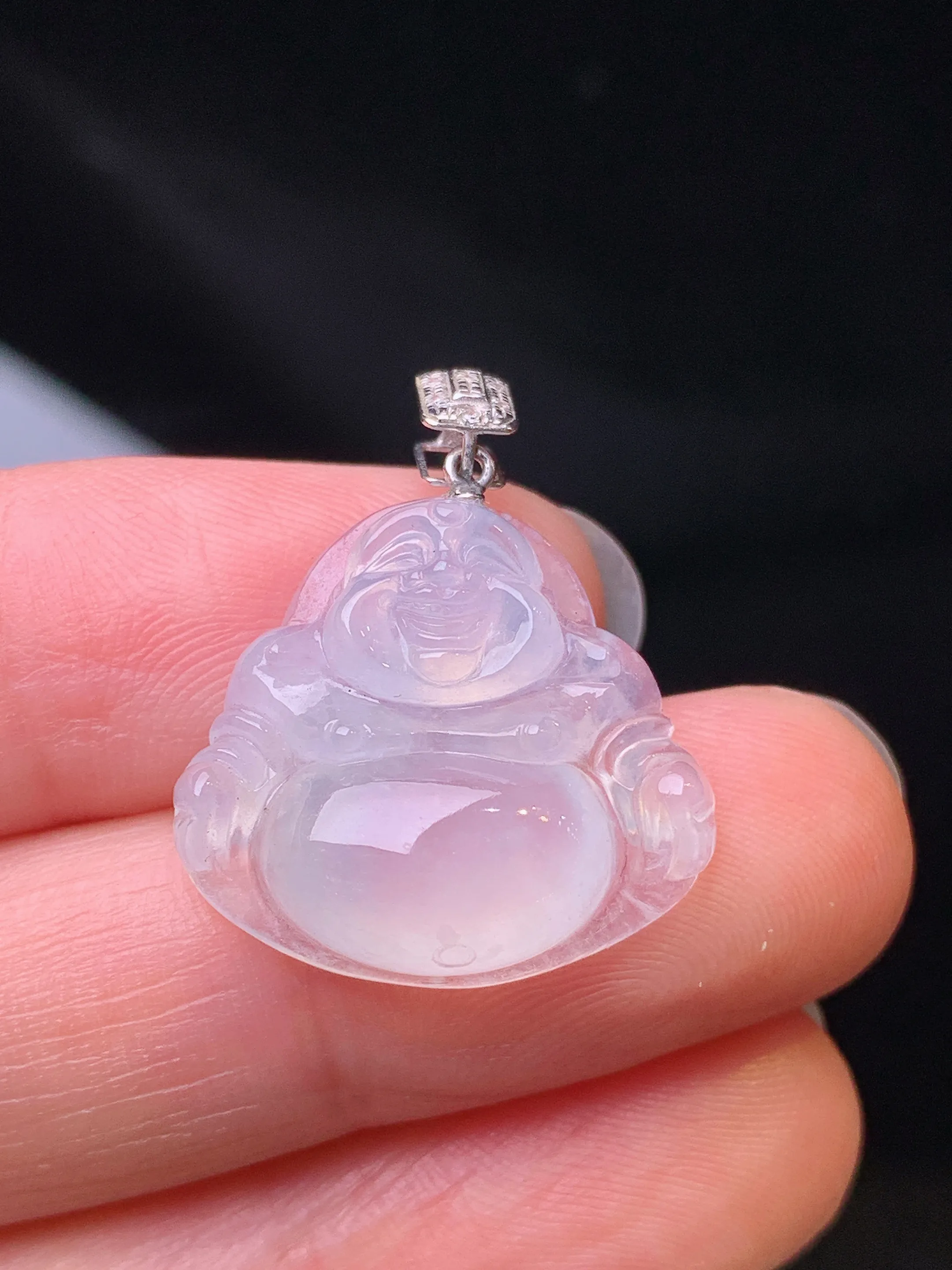 18k金钻镶嵌冰种佛公吊坠 玉质细腻 色泽艳丽清新 整体尺寸25*20*5.8