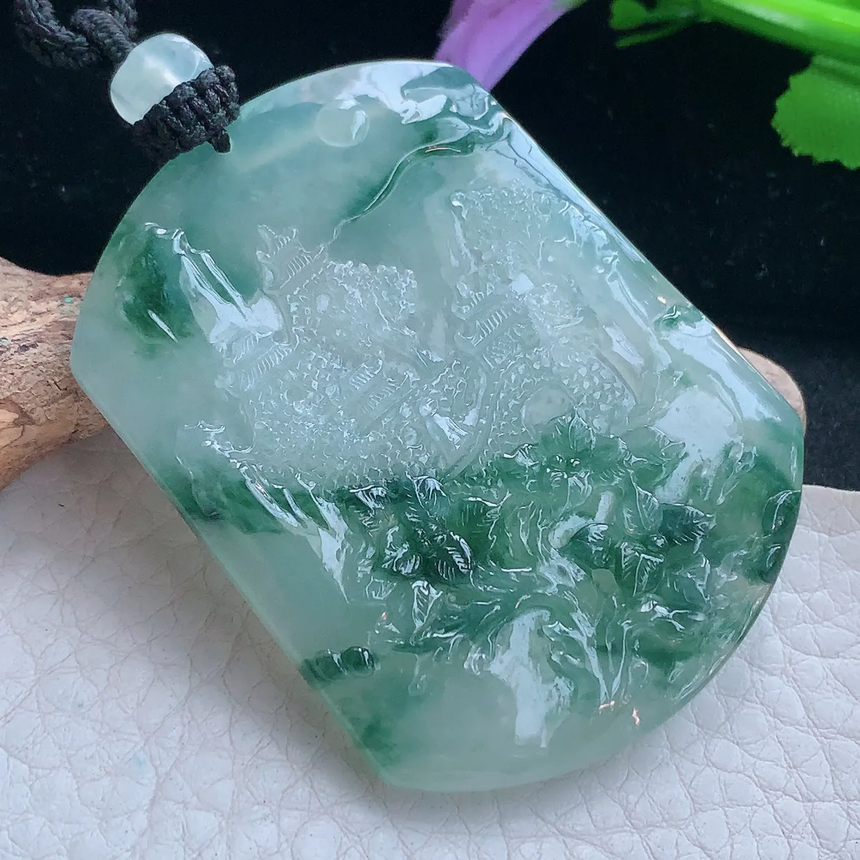 yl实拍55.3*42.2*5.8缅甸翡翠冰飘花山水牌吊坠，指日高升项坠