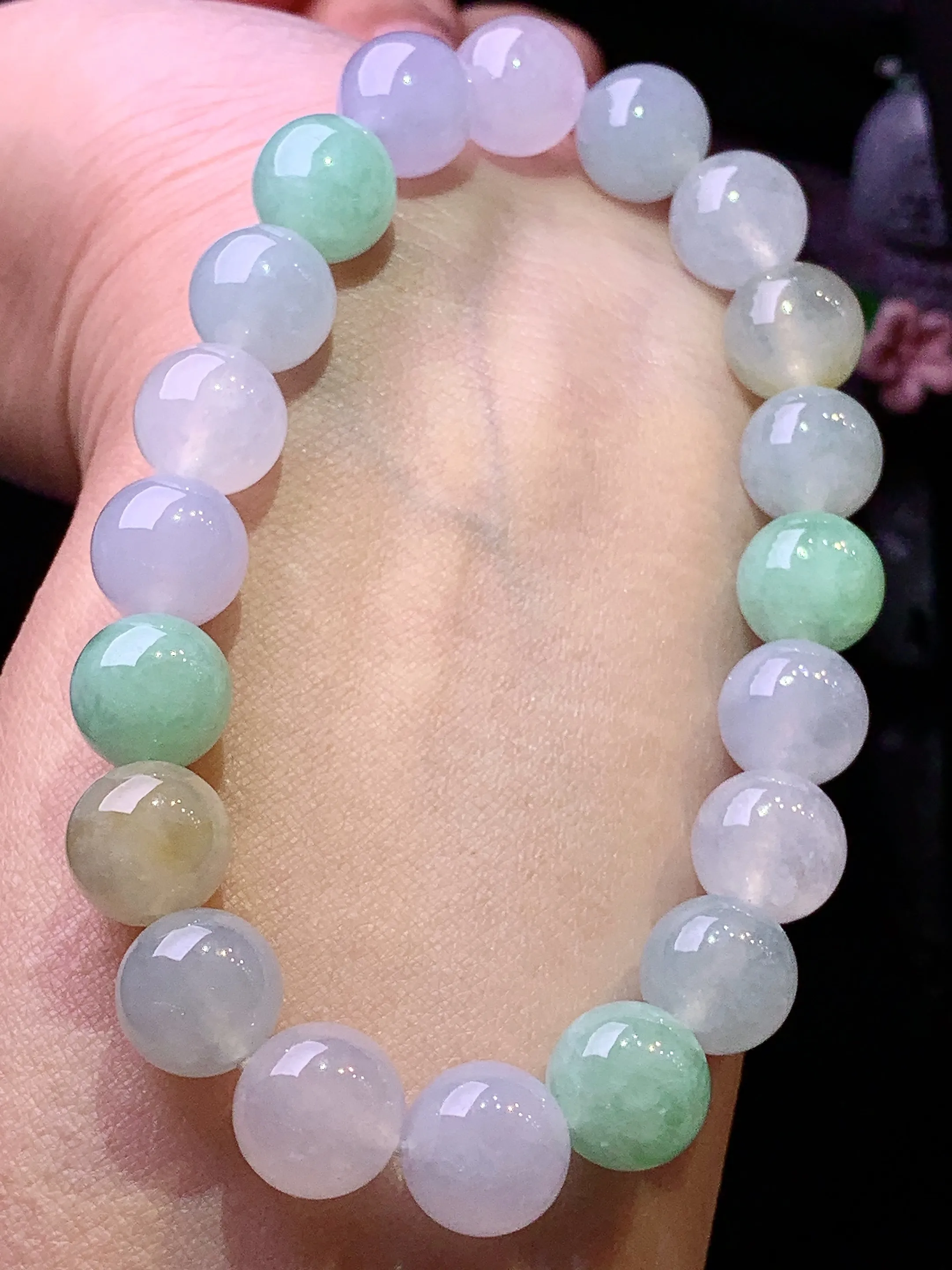 冰种圆珠手链 玉质细腻 色泽艳丽清新 整体尺寸10.2