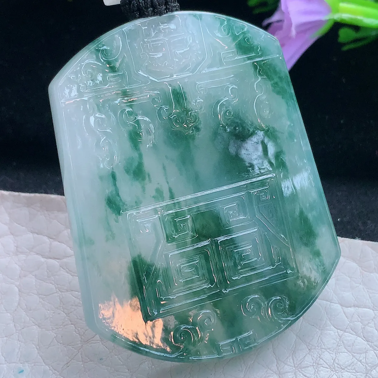 yl实拍52.6*41.6*6.2缅甸翡翠冰飘花仿古牌福临门吊坠，福气绵绵项坠雕花无事牌