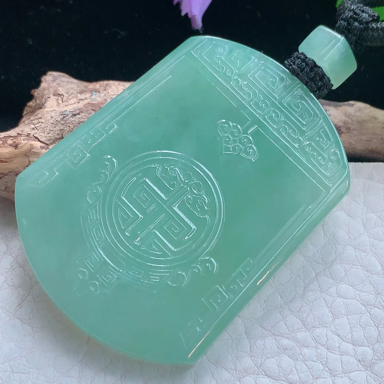 yl实拍52.8*40.2*5.6缅甸翡翠冰睛水仿古牌福临门吊坠，吉祥项坠雕花无事牌